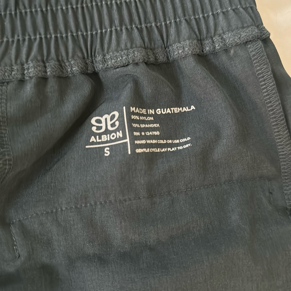 Beautiful deep deep teal/navy joggers by Albion high waisted elastic waist